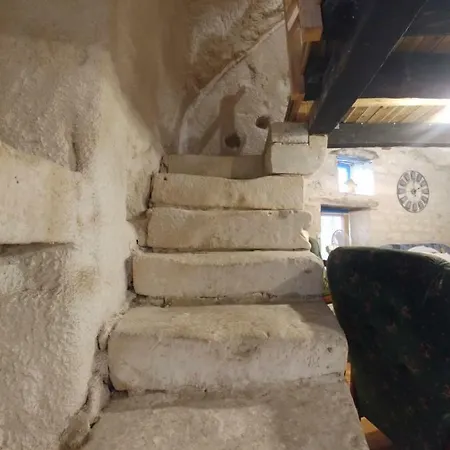 Ou D'hote Troglodyte Protection C-19 Panzió Beaumont