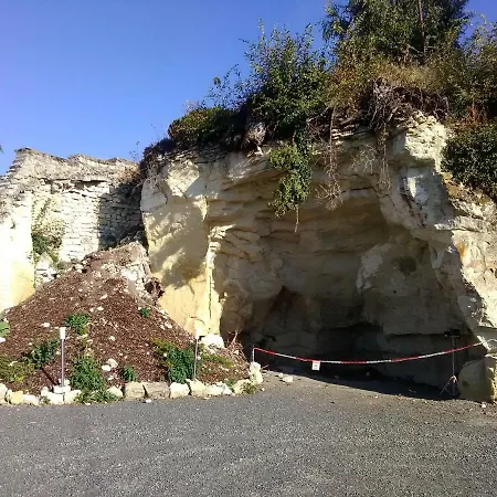 Ou D'hote Troglodyte Protection C-19 Panzió